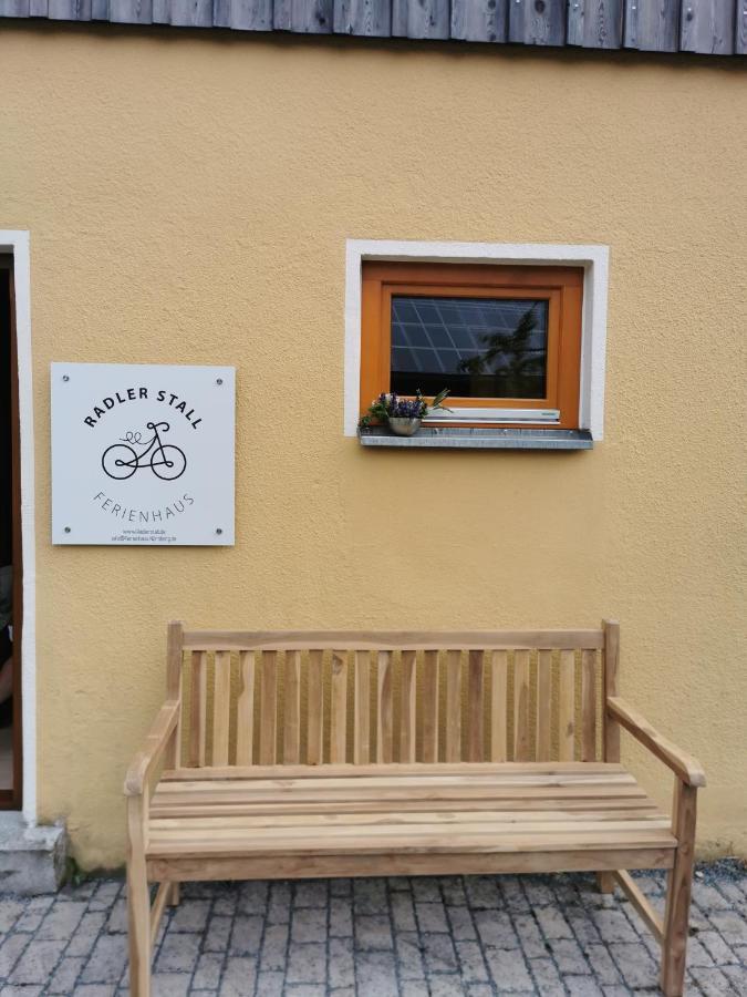 Radler Stall Postbauer-Heng Extérieur photo